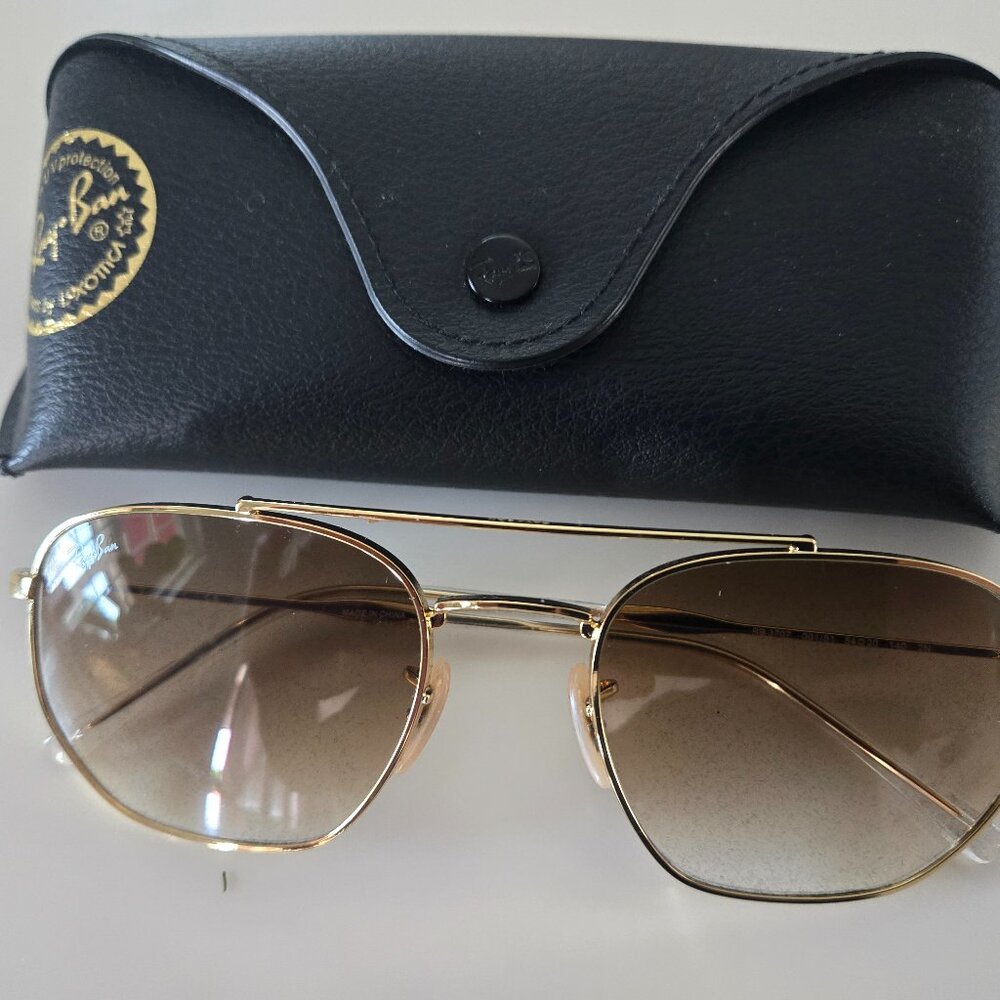 Women's Ray Ban sunglasses
